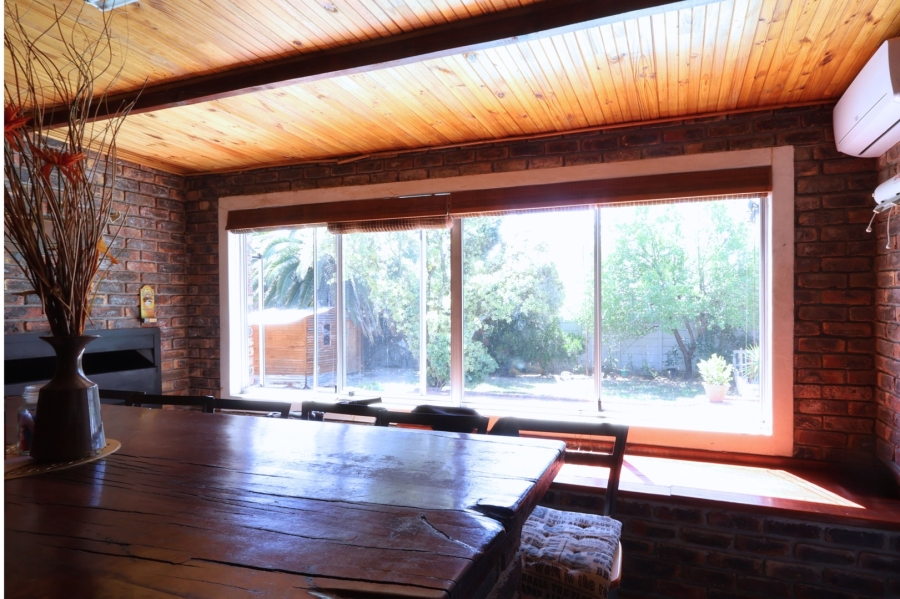 To Let 3 Bedroom Property for Rent in Wellington North Western Cape